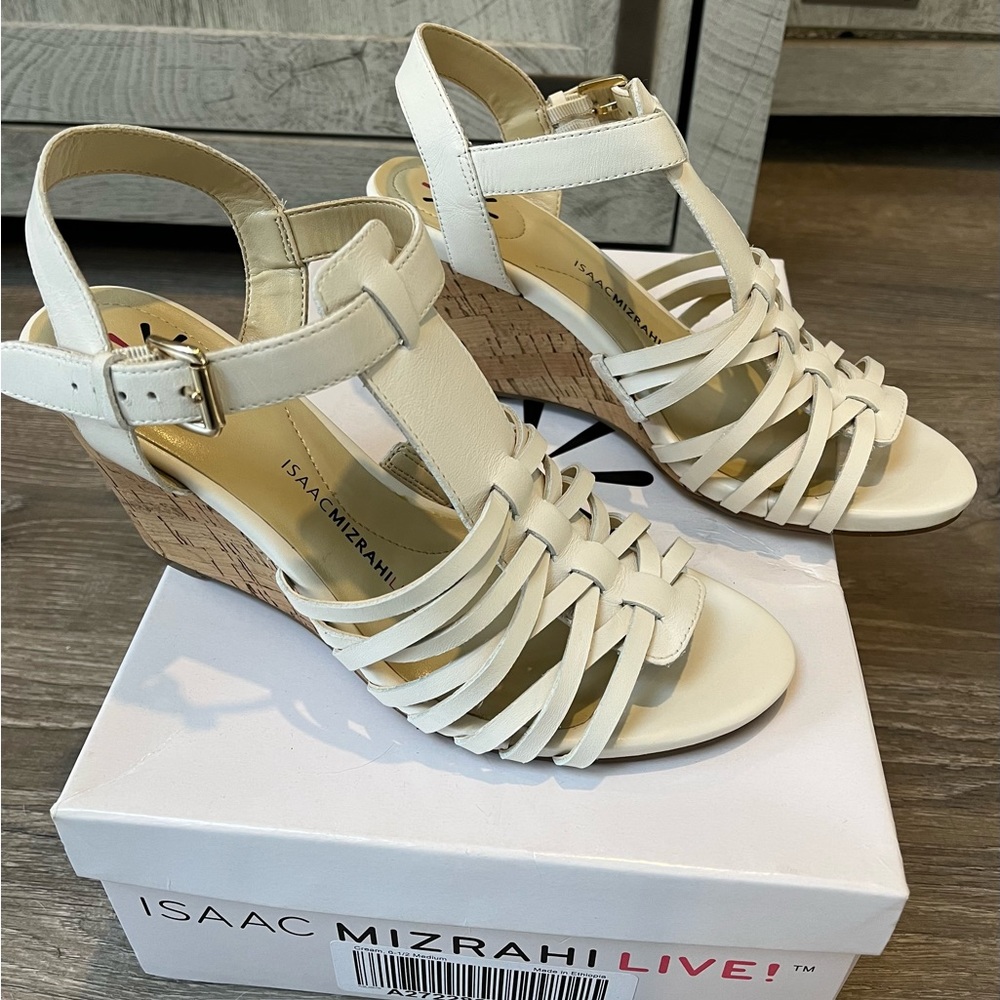 Brand New with Box Isaac Mizrahi Fisherman’s Wedge size 6.5 - Picture 2 of 6
